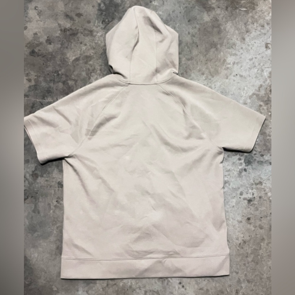 Cream Old Navy sleeveless hoodie